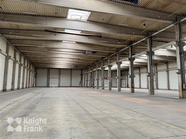 Skladový prostor - KOLÍN - 7 600 m2 k dispozici dle dohody - Nebovidy