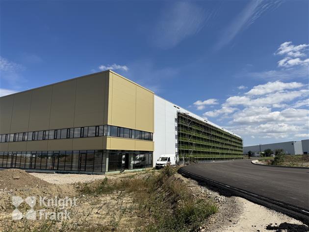 Skladový prostor - Kozomín - jednotky již od 2 000 m2 - Kozomín