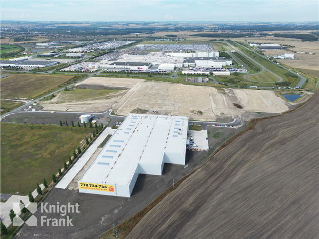 Skladový prostor - Kolín - 3 500 m2 v shell and core - 