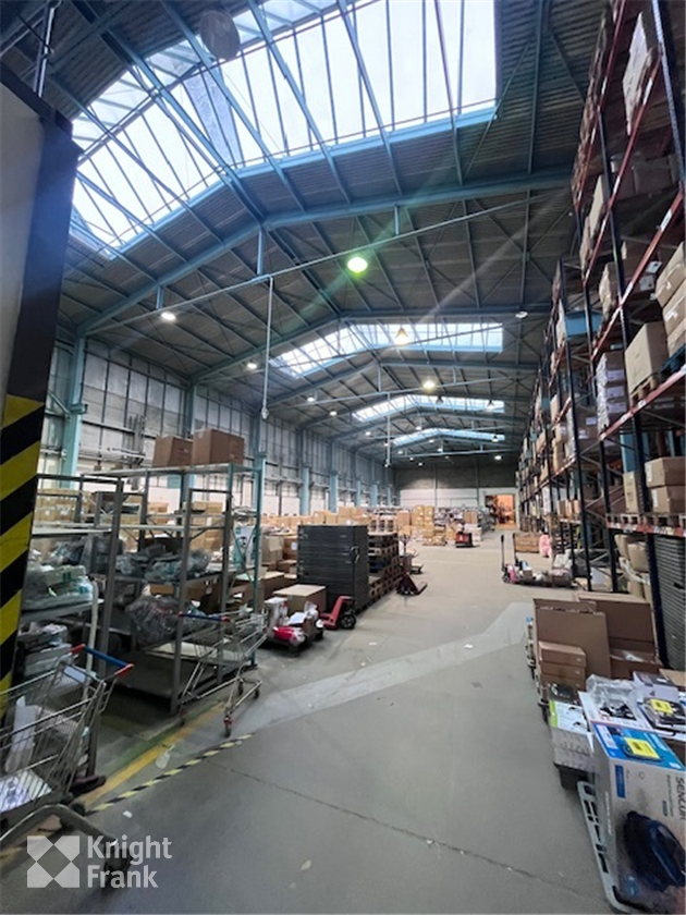 Skladový prostor - Hradec Králové - skladové prostory 6000 m2 - Nový Hradec Králové