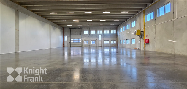 Skladový prostor - Hovorčovice - 1 800 m2 ihned k dispozici - Hovorčovice