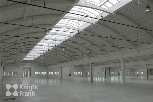 Skladový prostor - Rousínov - skladové jednotky od 1 000 m2 - Čechyně