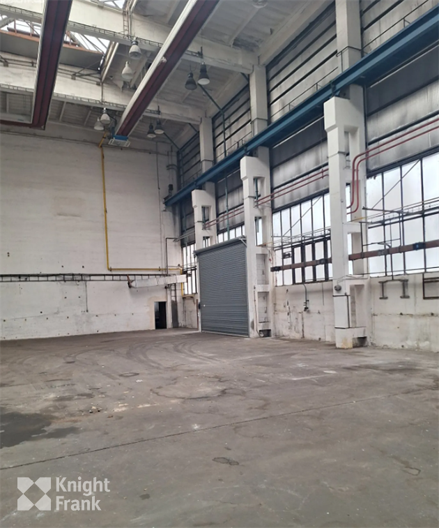 Skladový prostor - MODŘANY - 732 m2 k dispozici - Modřany